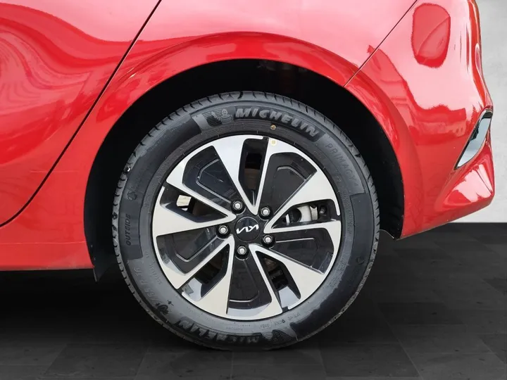 Kia cee'd / Ceed
