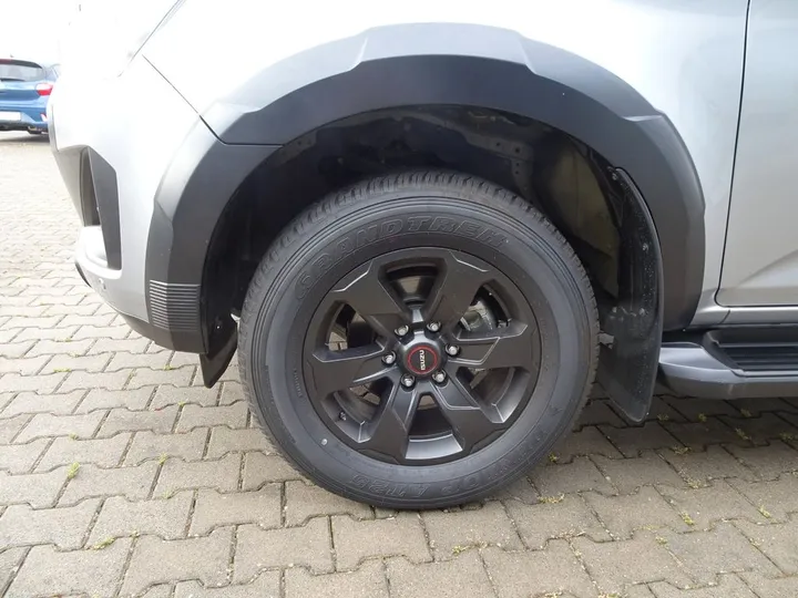 Isuzu D-Max