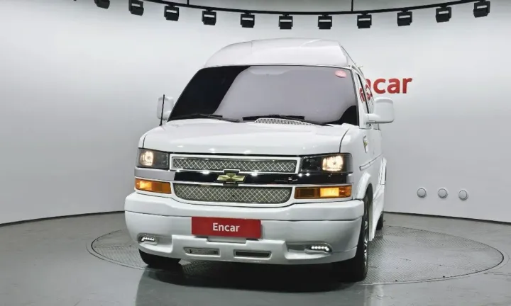 Chevrolet Express Van