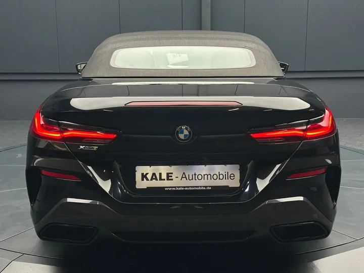 BMW 840