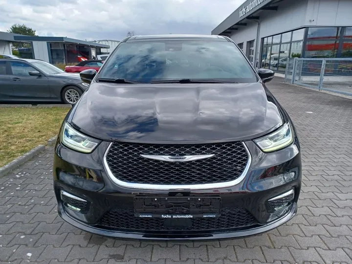 Chrysler Pacifica