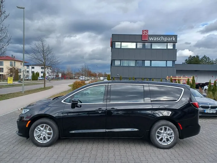 Chrysler Pacifica