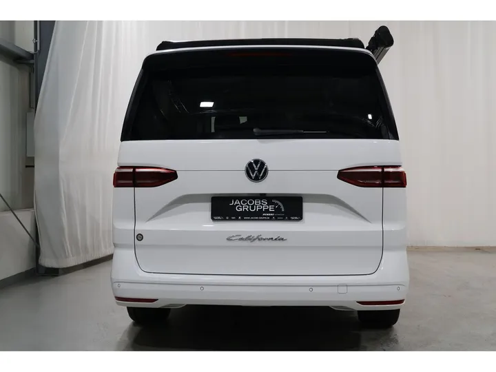 Volkswagen T7 California