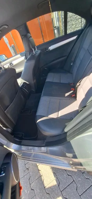 Mercedes-Benz C 280