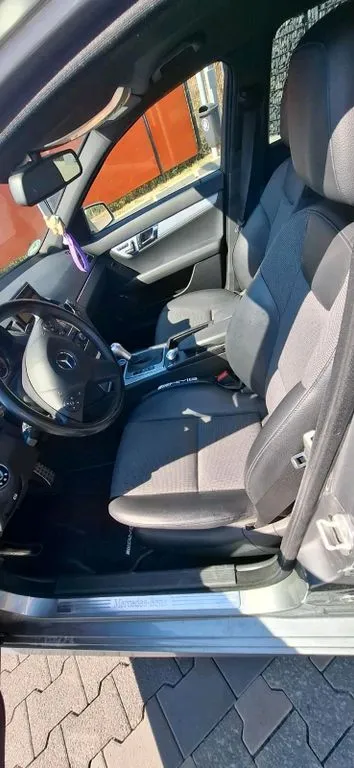 Mercedes-Benz C 280