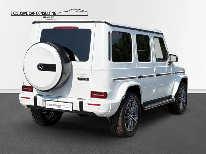 Mercedes-Benz G 500