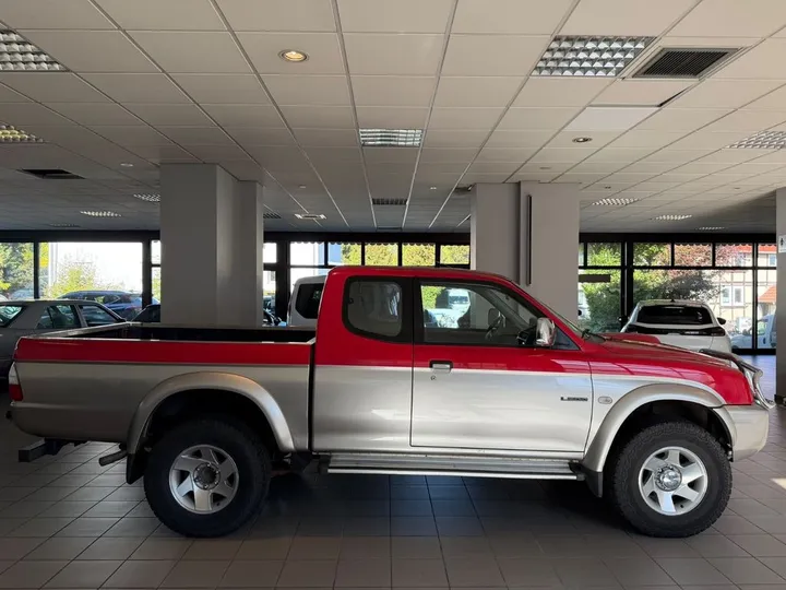 Mitsubishi L200