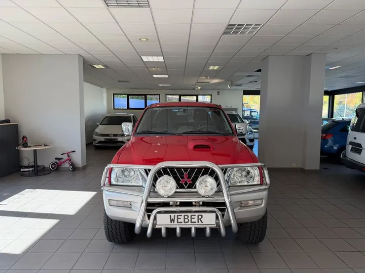 Mitsubishi L200