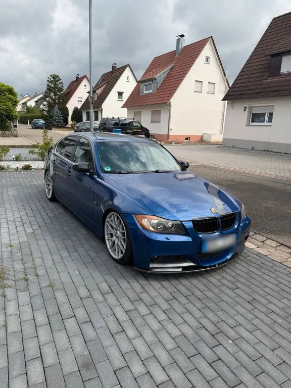 BMW 335