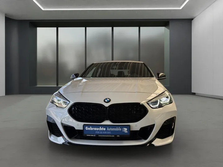 BMW M235