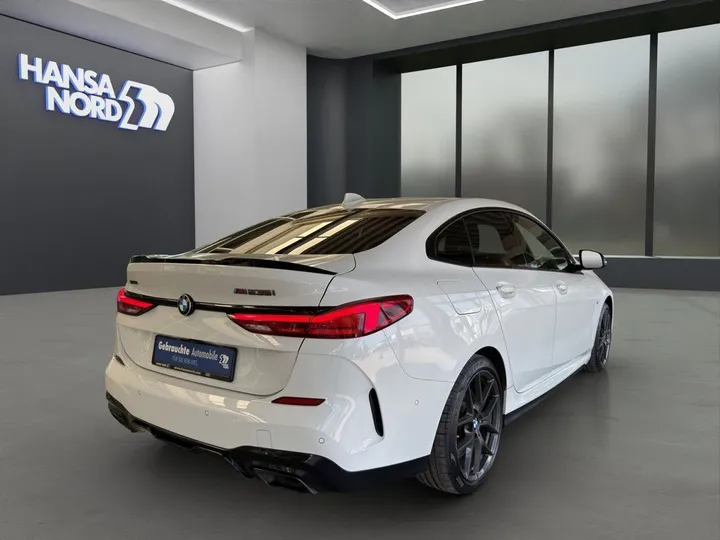 BMW M235