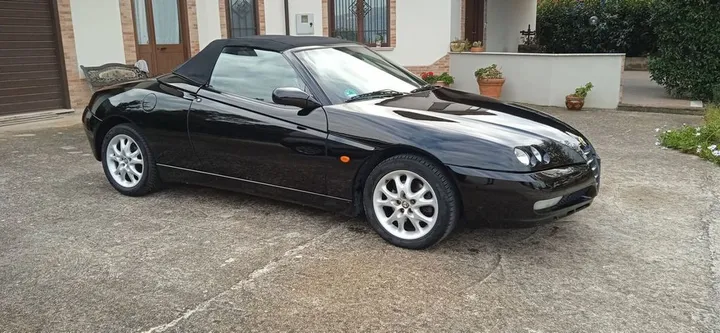 Alfa Romeo GTV