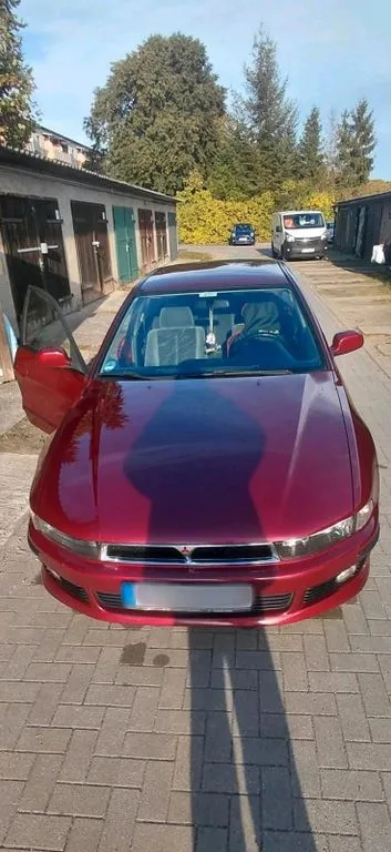 Mitsubishi Galant