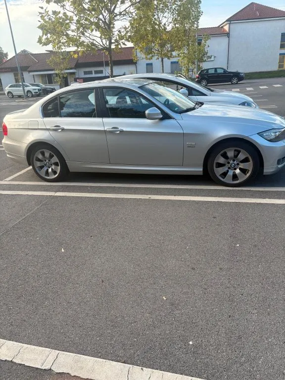 BMW 325