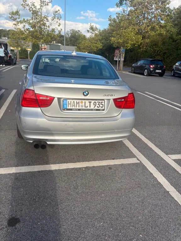 BMW 325