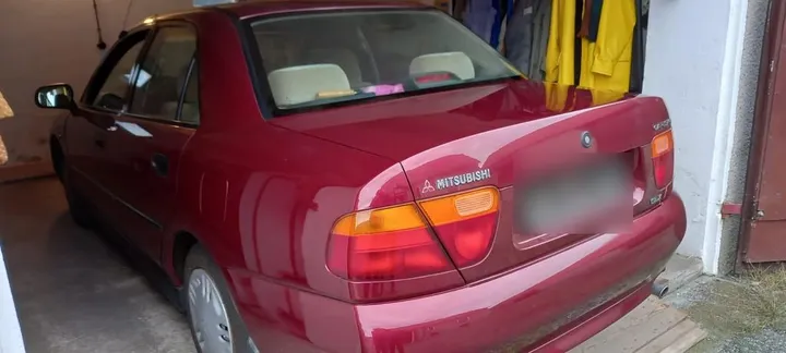 Mitsubishi Carisma