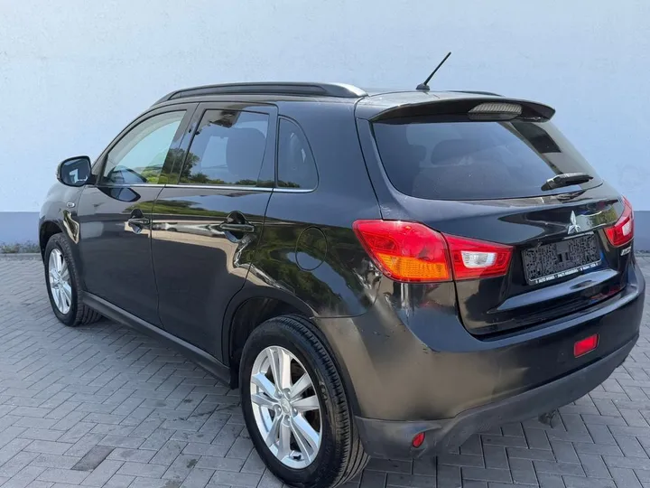 Mitsubishi ASX