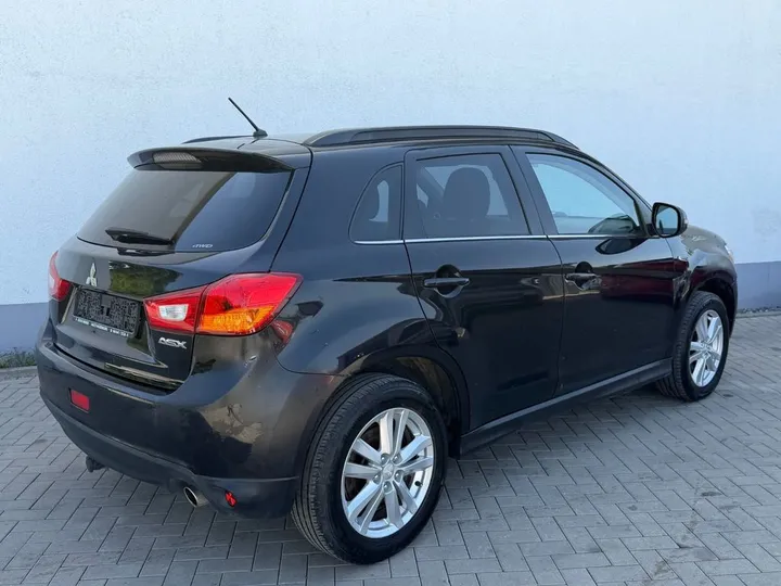 Mitsubishi ASX