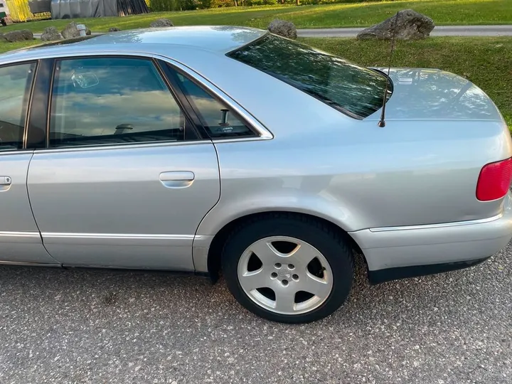 Audi A8