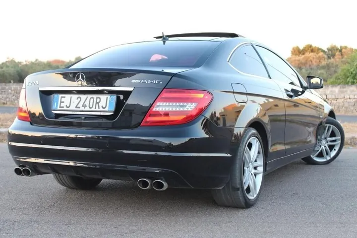 Mercedes-Benz C 220