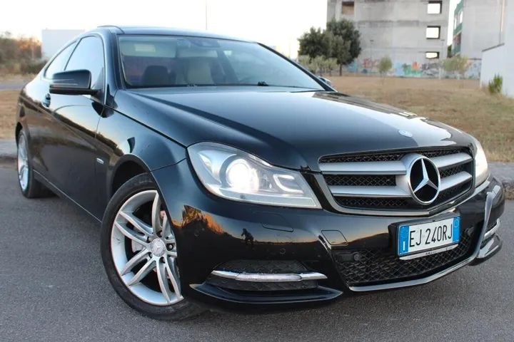 Mercedes-Benz C 220