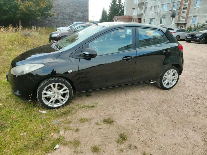 Mazda 2