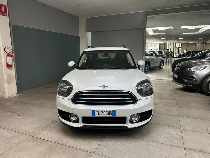 MINI One D Countryman
