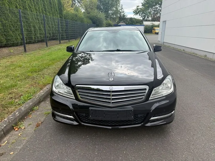 Mercedes-Benz C 180