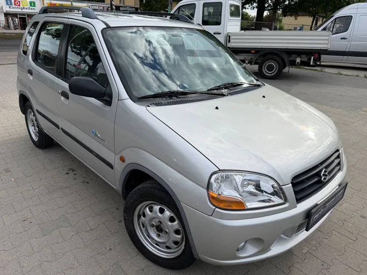 Suzuki Ignis
