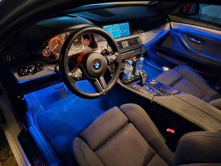BMW 525