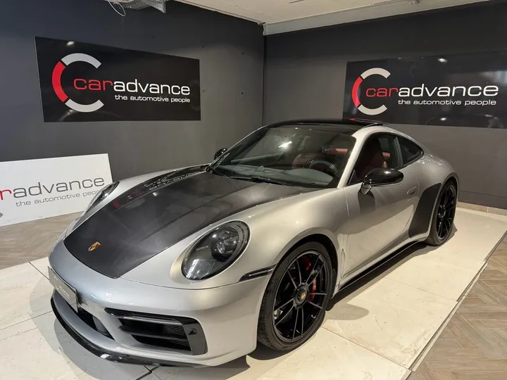 Porsche 992