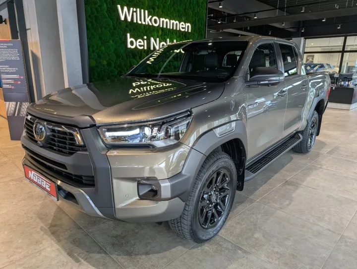 Toyota Hilux