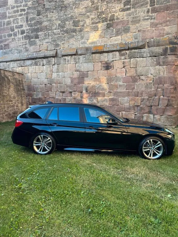 BMW 320