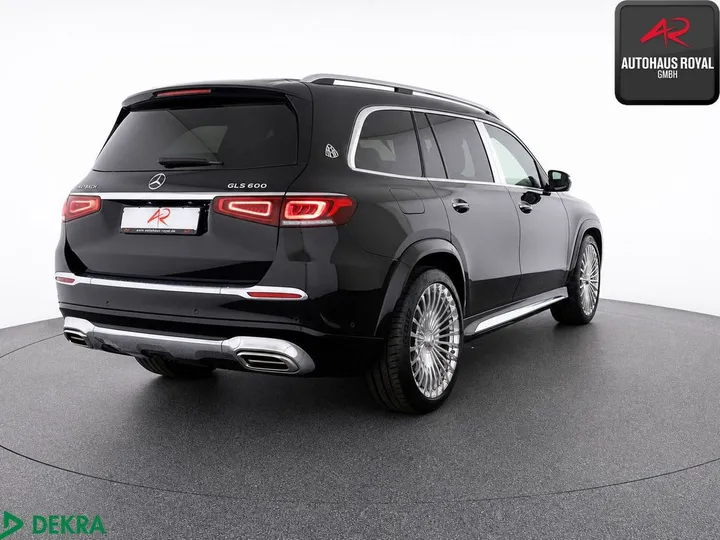 Mercedes-Benz GLS 600