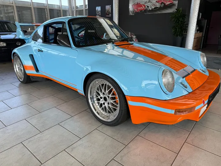 Porsche 964