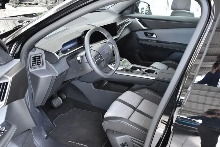 Opel Grandland (X)