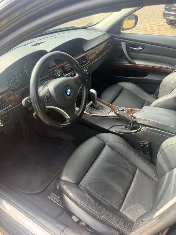 BMW 325