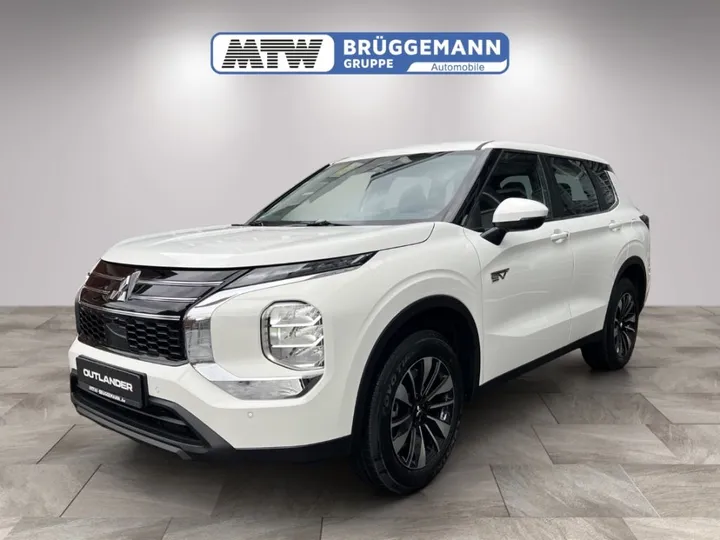 Mitsubishi Plug-in Hybrid Outlander