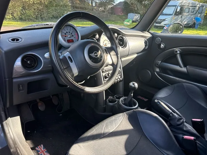 MINI ONE