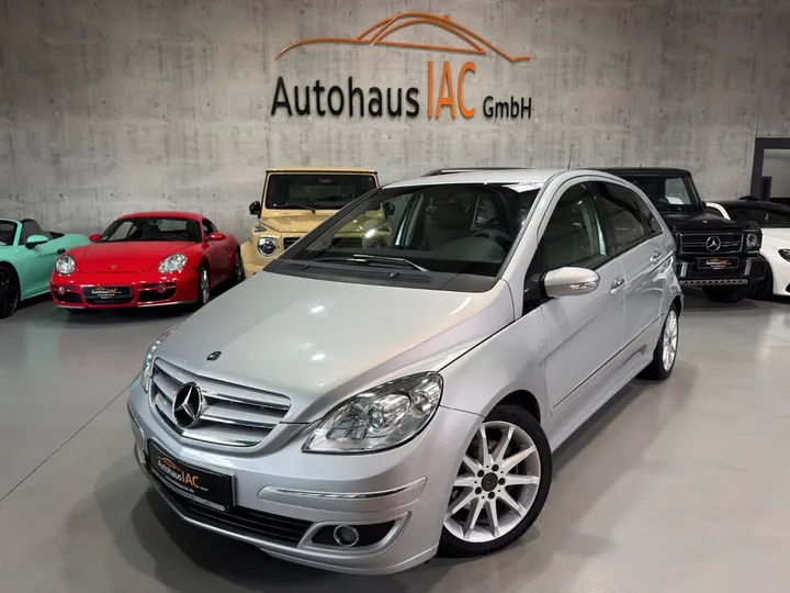 Mercedes-Benz B 200