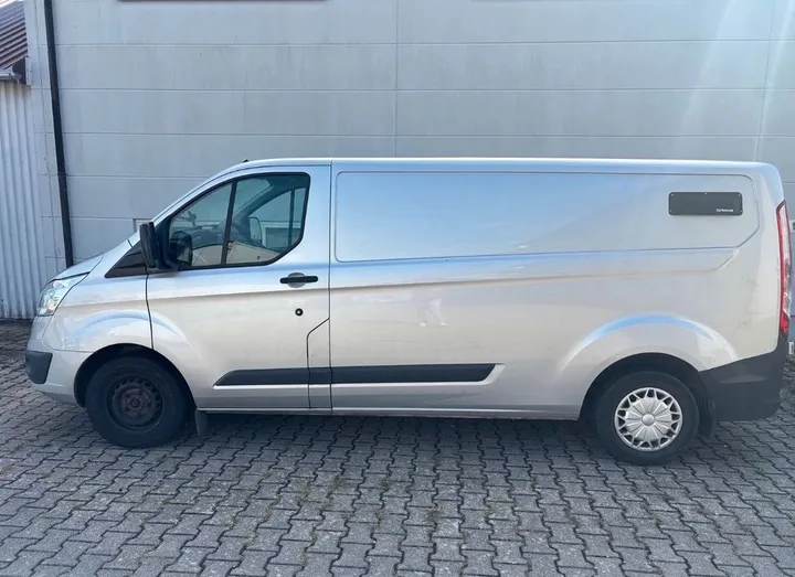Ford Tourneo Custom