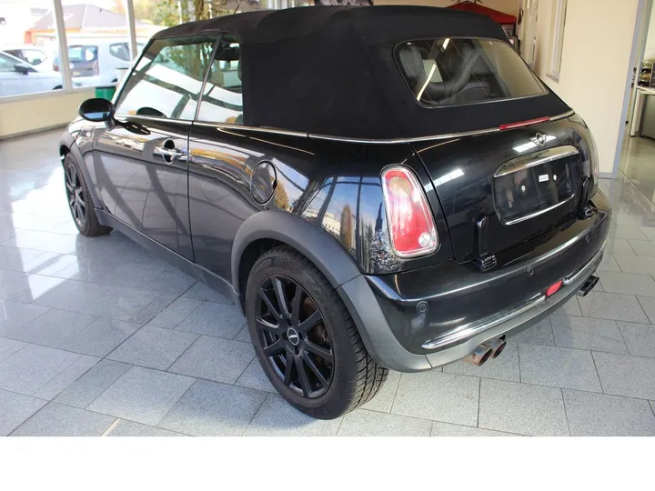 MINI One Cabrio