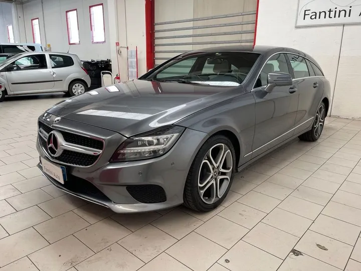 Mercedes-Benz CLS 220