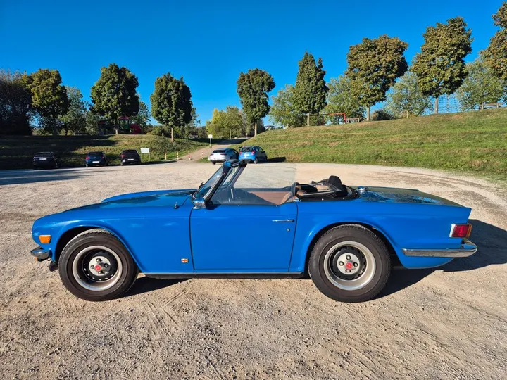 Triumph TR6