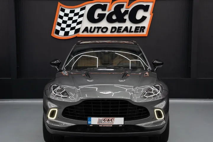 Aston Martin DBX