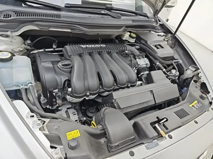 Volvo S40