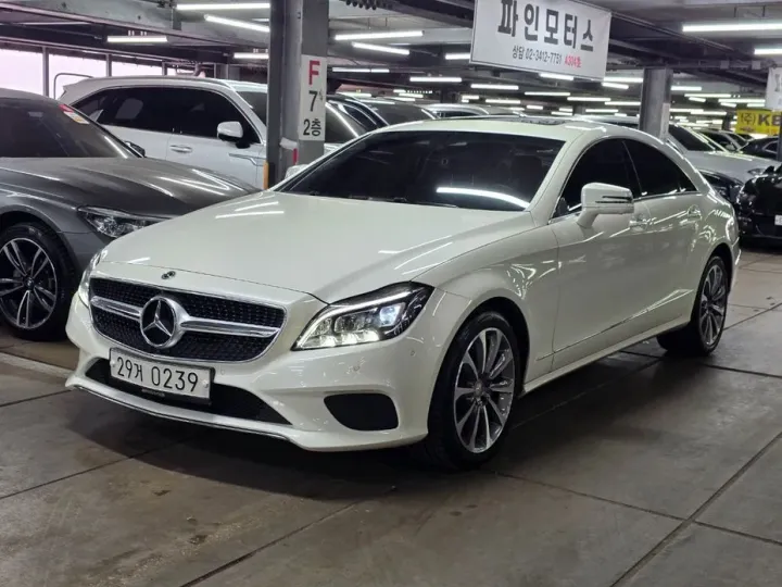 Mercedes-Benz CLS-Class