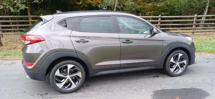 Hyundai TUCSON