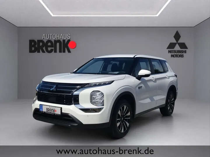 Mitsubishi Plug-in Hybrid Outlander