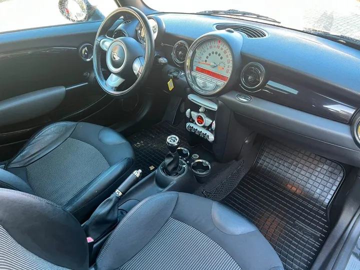 MINI Cooper Clubman